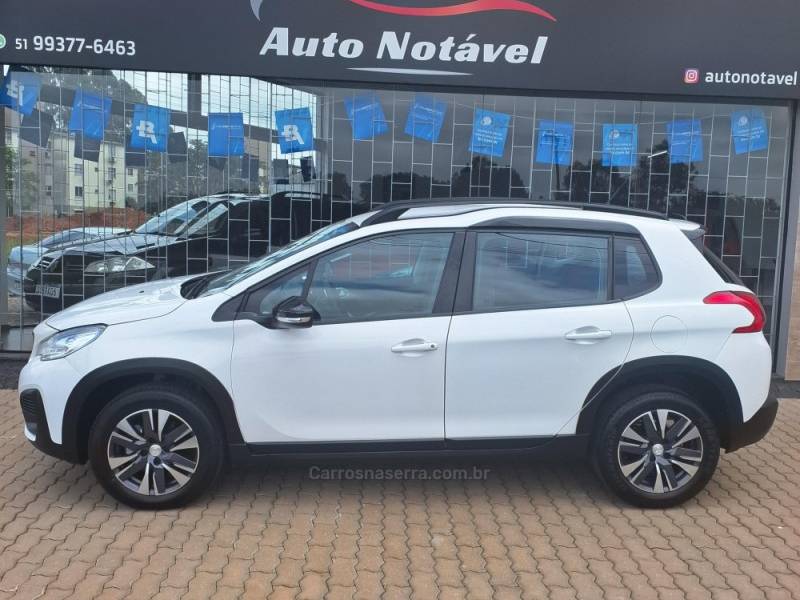 PEUGEOT - 2008 - 2021/2022 - Branca - R$ 77.900,00