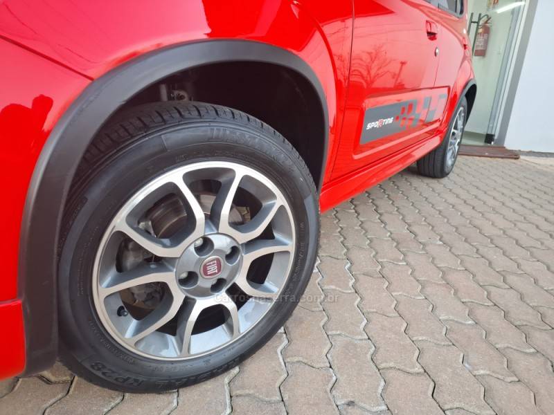 FIAT - UNO - 2011/2012 - Vermelha - R$ 47.900,00